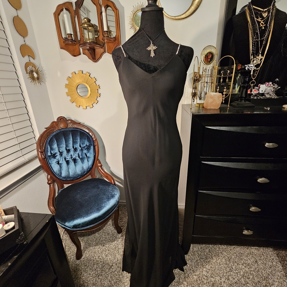 Dave & Johnny Sleek Black Maxi Dress